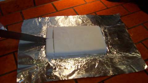 White, OdorLess Refined Shea Butter Block